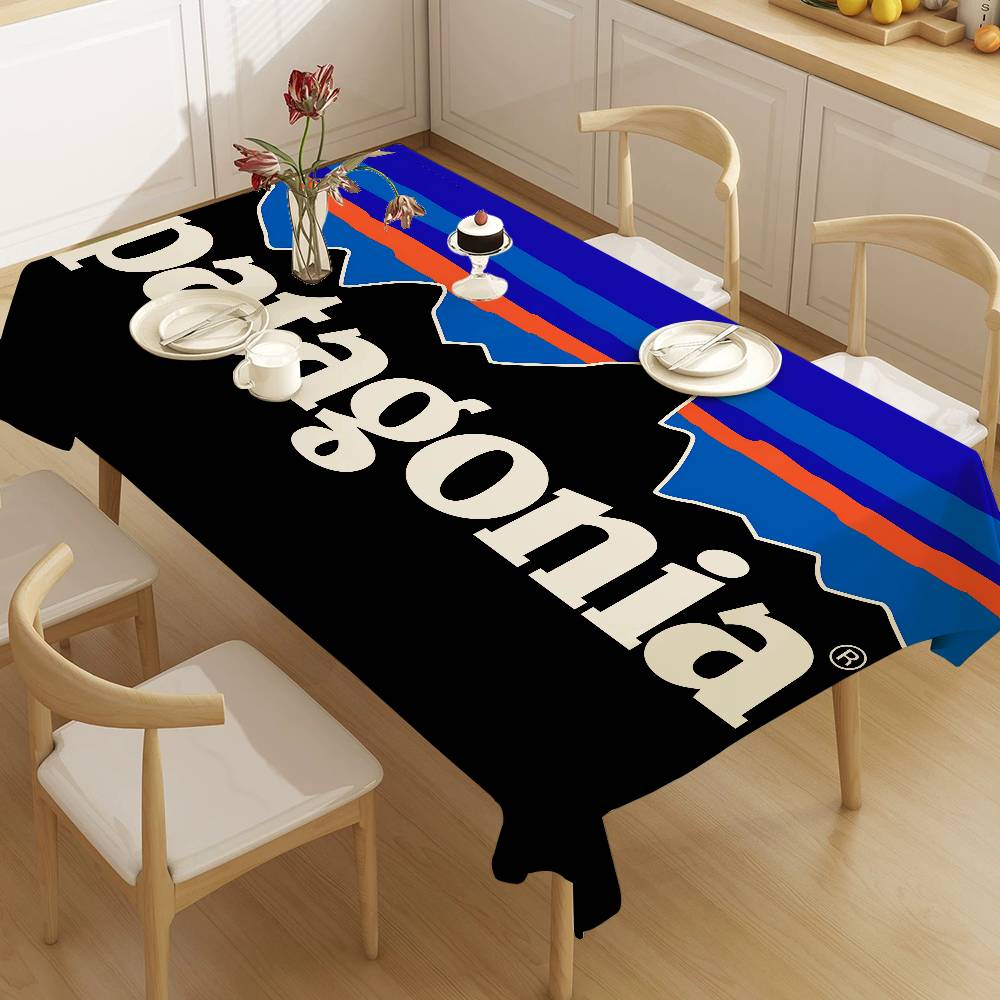 Home Textiles Today Logo - Прямоугольные скатерти с логотипом P-Patagonias, моющиеся,