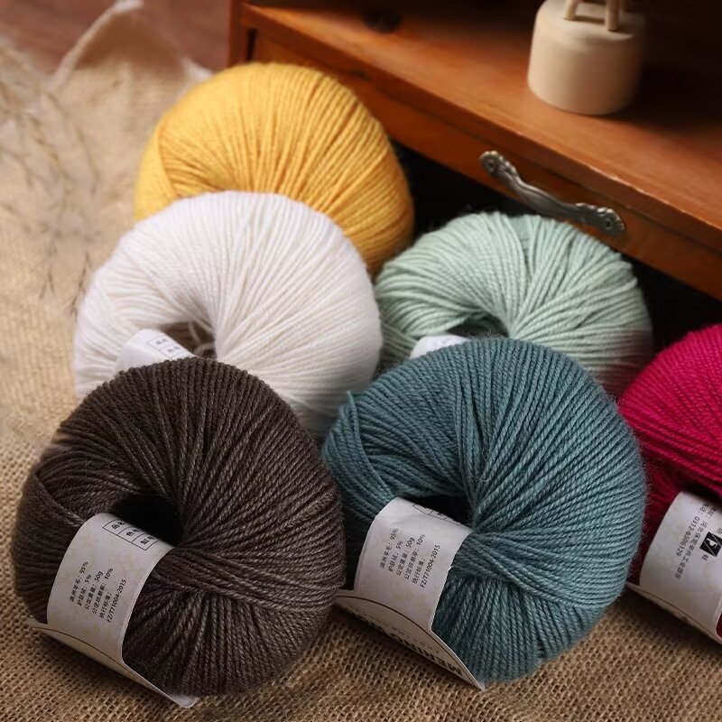 Wool Blanket Herringbone - 50 г/шт. Тонкая пряжа из мериносовой